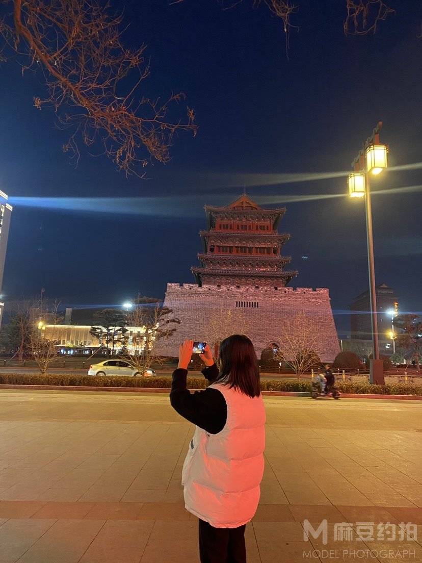 夜景模特