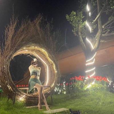 夜景模特