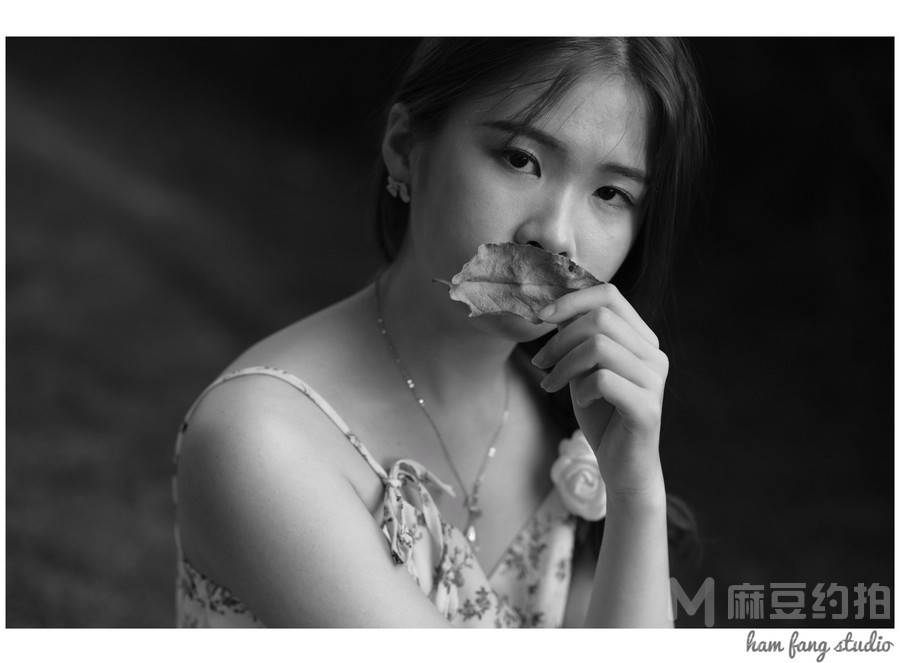 黑白模特
