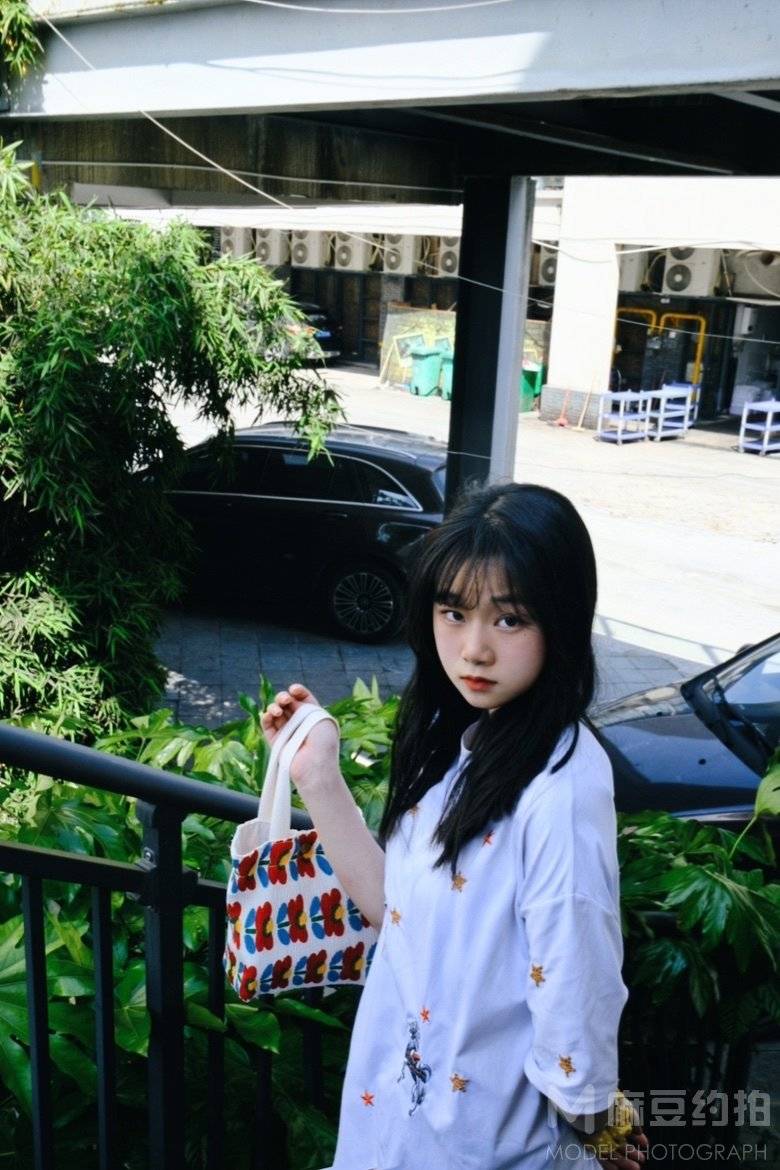 胶片模特