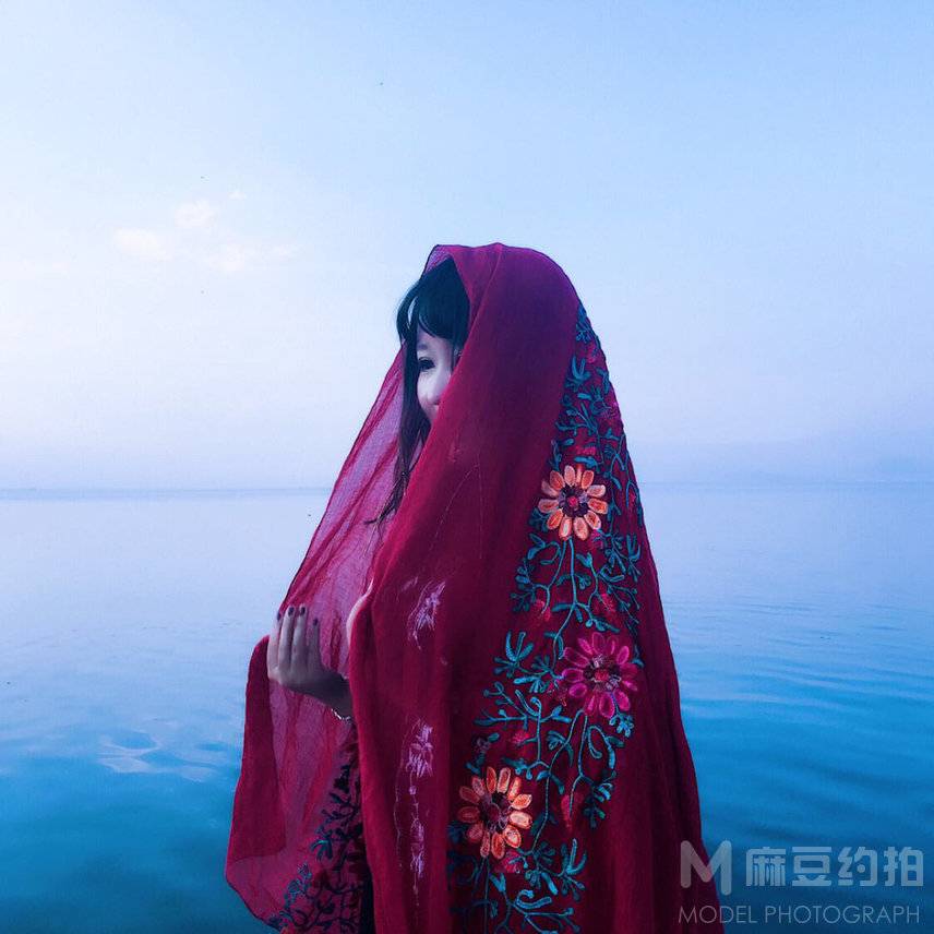 宝丽来模特