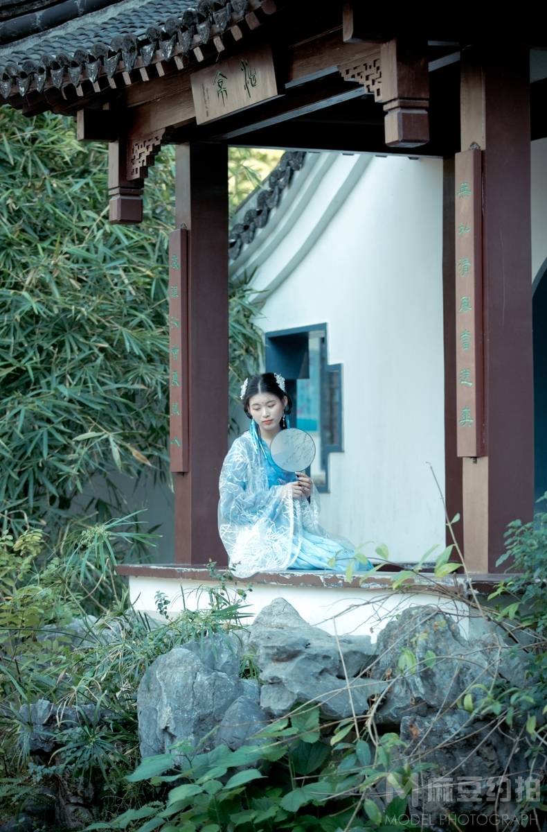 汉服模特
