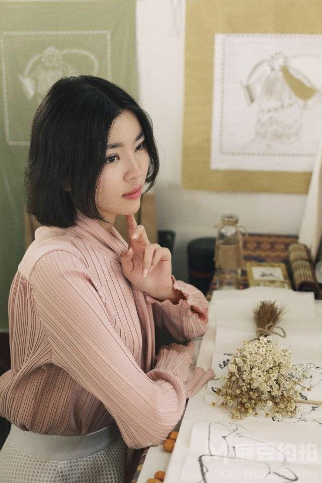 清新模特