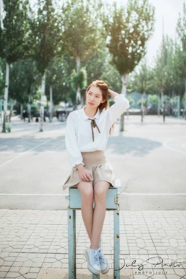 校园模特