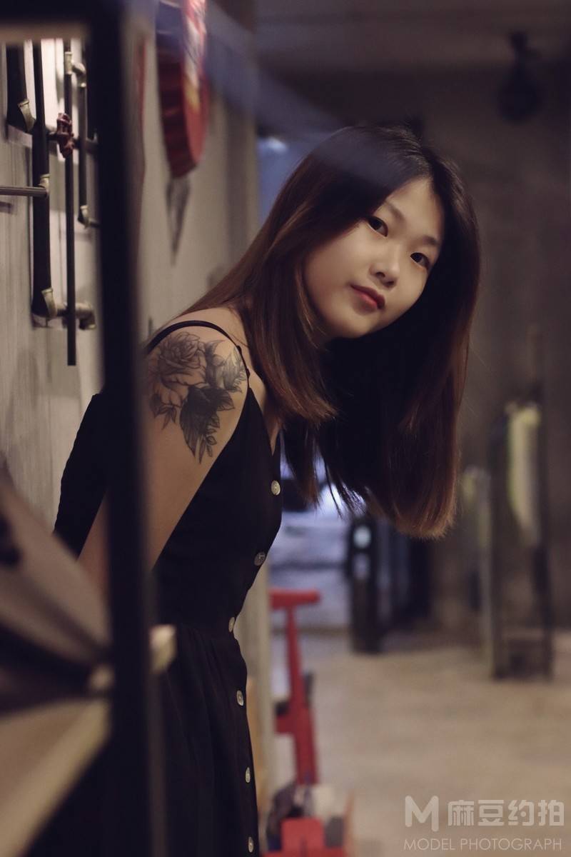 夜景模特