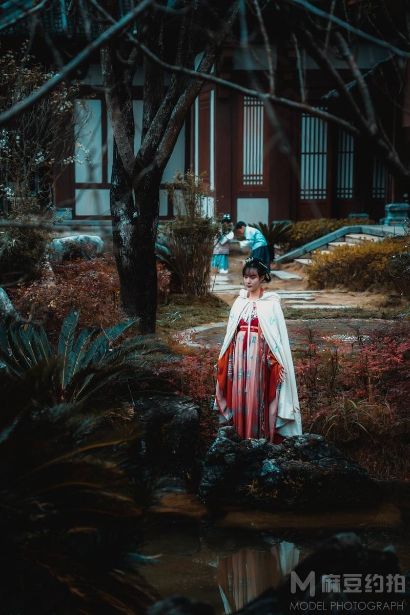 汉服模特