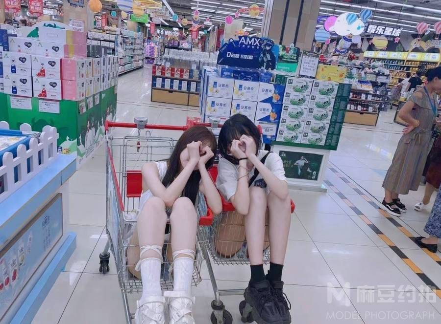 少女模特