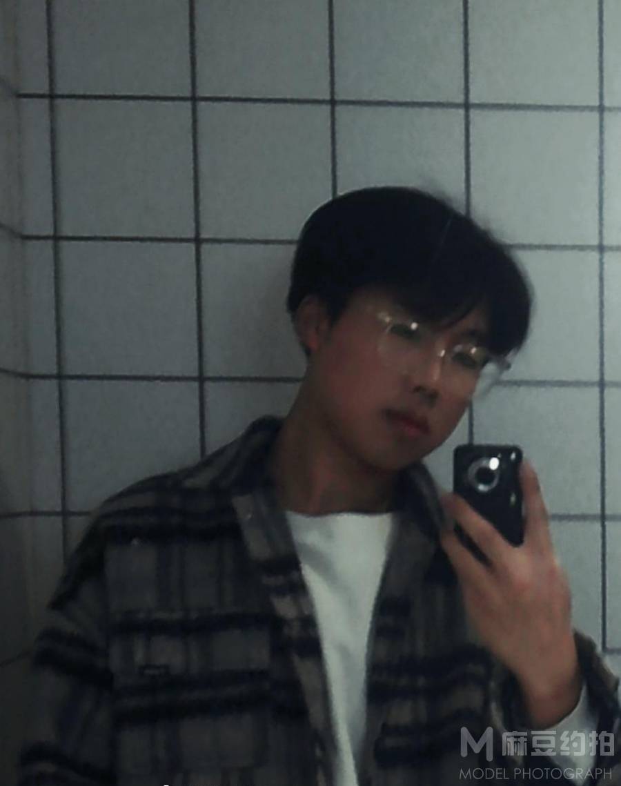 胶片模特