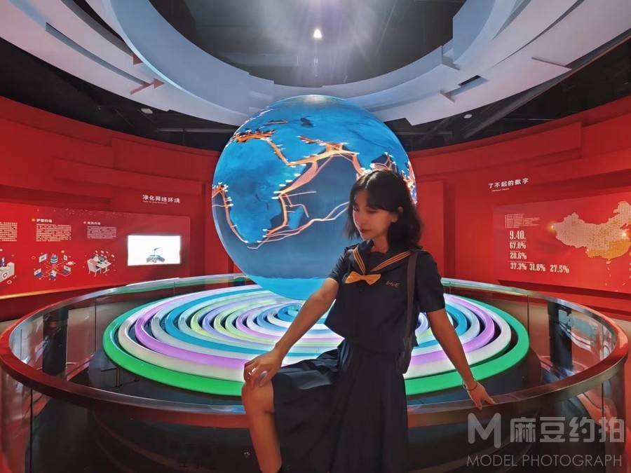 校园模特