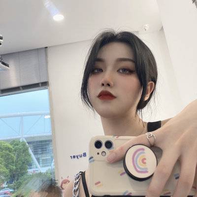 黑白模特