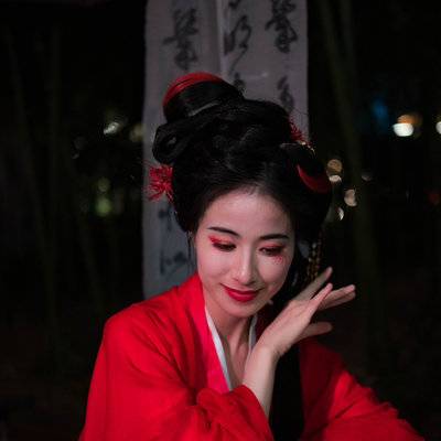 汉服模特
