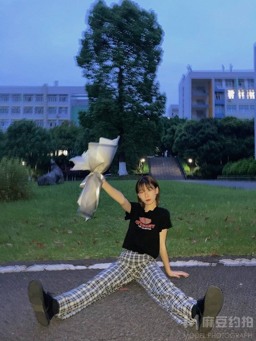 校园模特