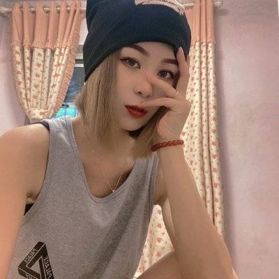 黑白模特