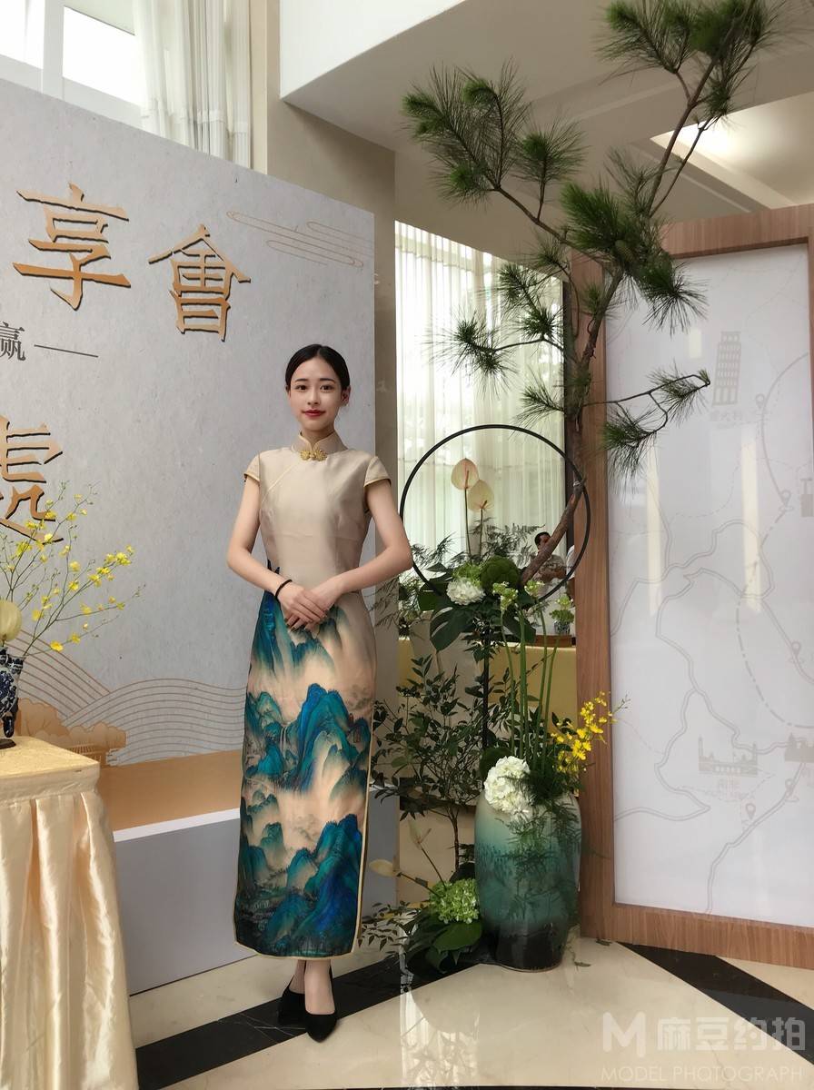旗袍模特