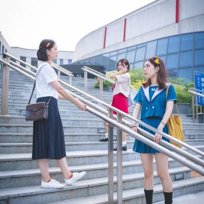 校园模特