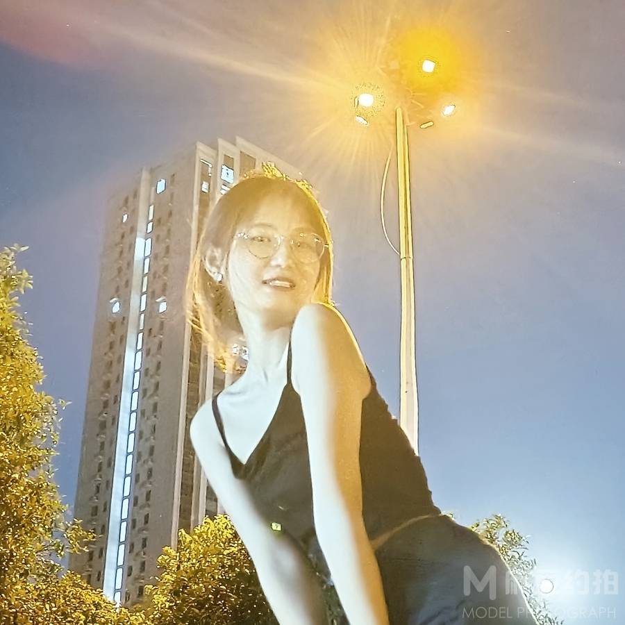 夜景模特