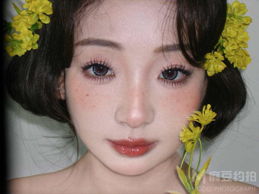 妆容模特