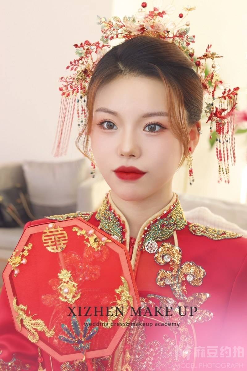 妆容模特
