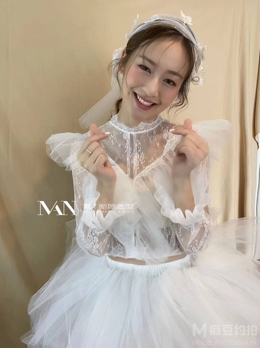 妆容模特