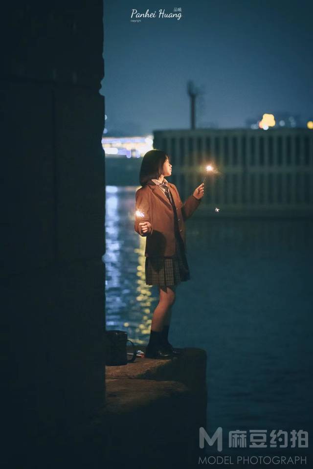 夜景模特
