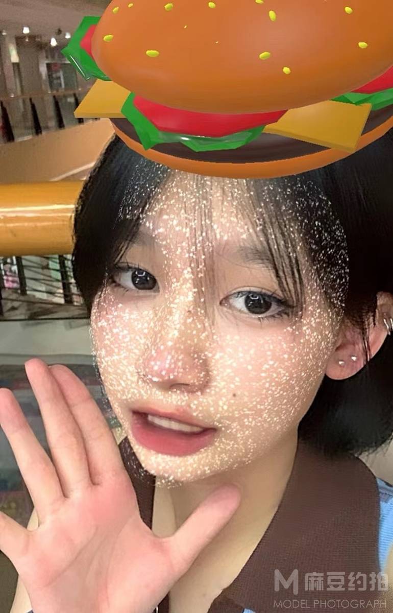 妆容模特