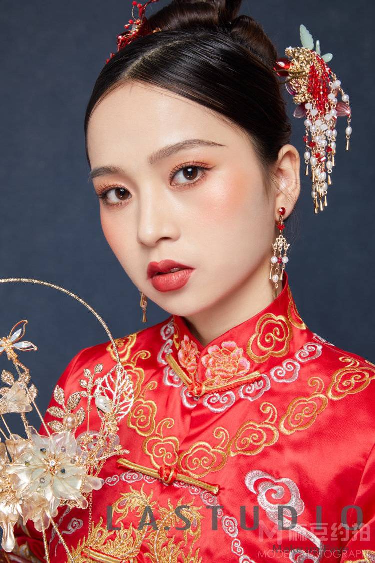 妆容模特