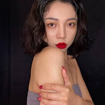 妆容模特