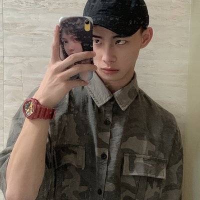 黑白模特