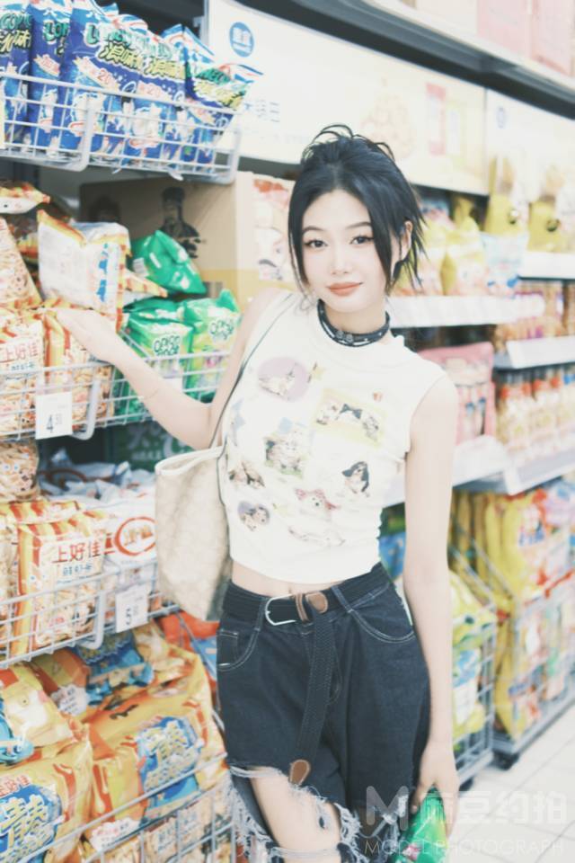 胶片模特