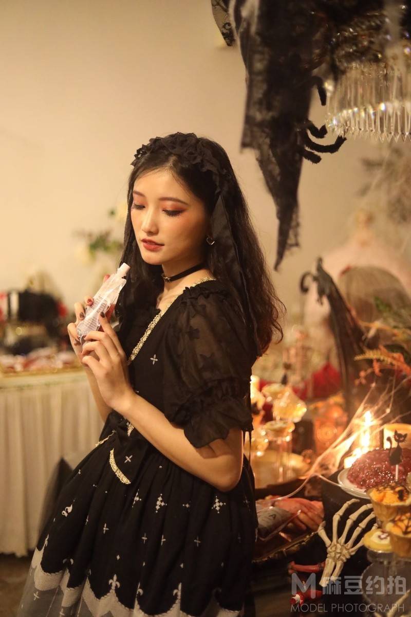 暗黑模特