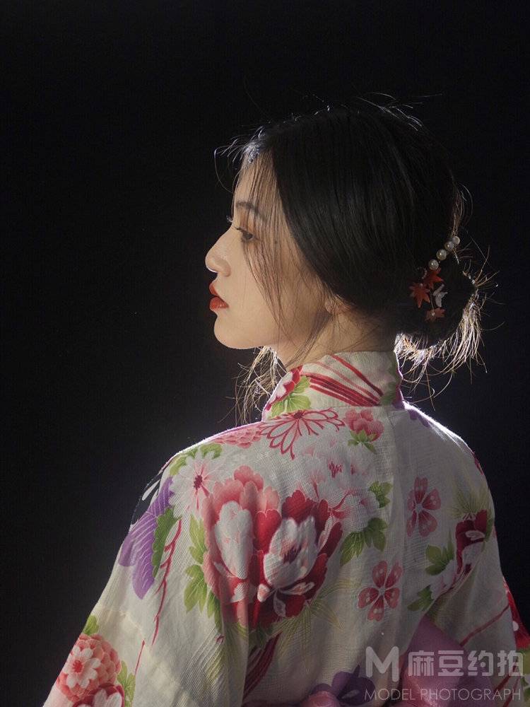和服模特