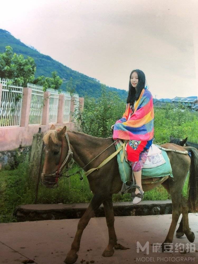 清新模特