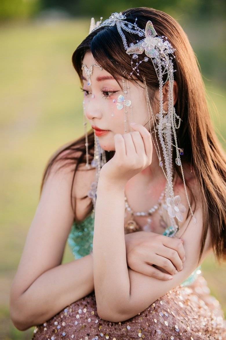 清新模特