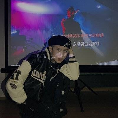 黑白模特