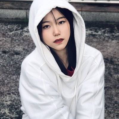 黑白模特