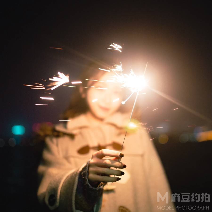 夜景模特