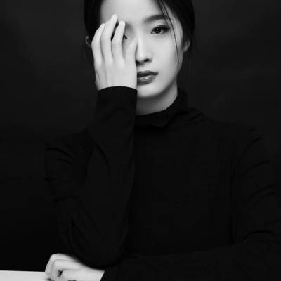 黑白模特