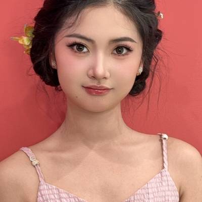妆容模特