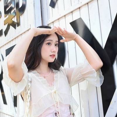 清新模特