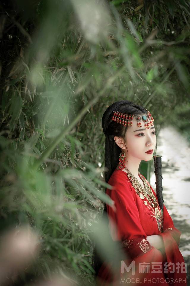 汉服模特
