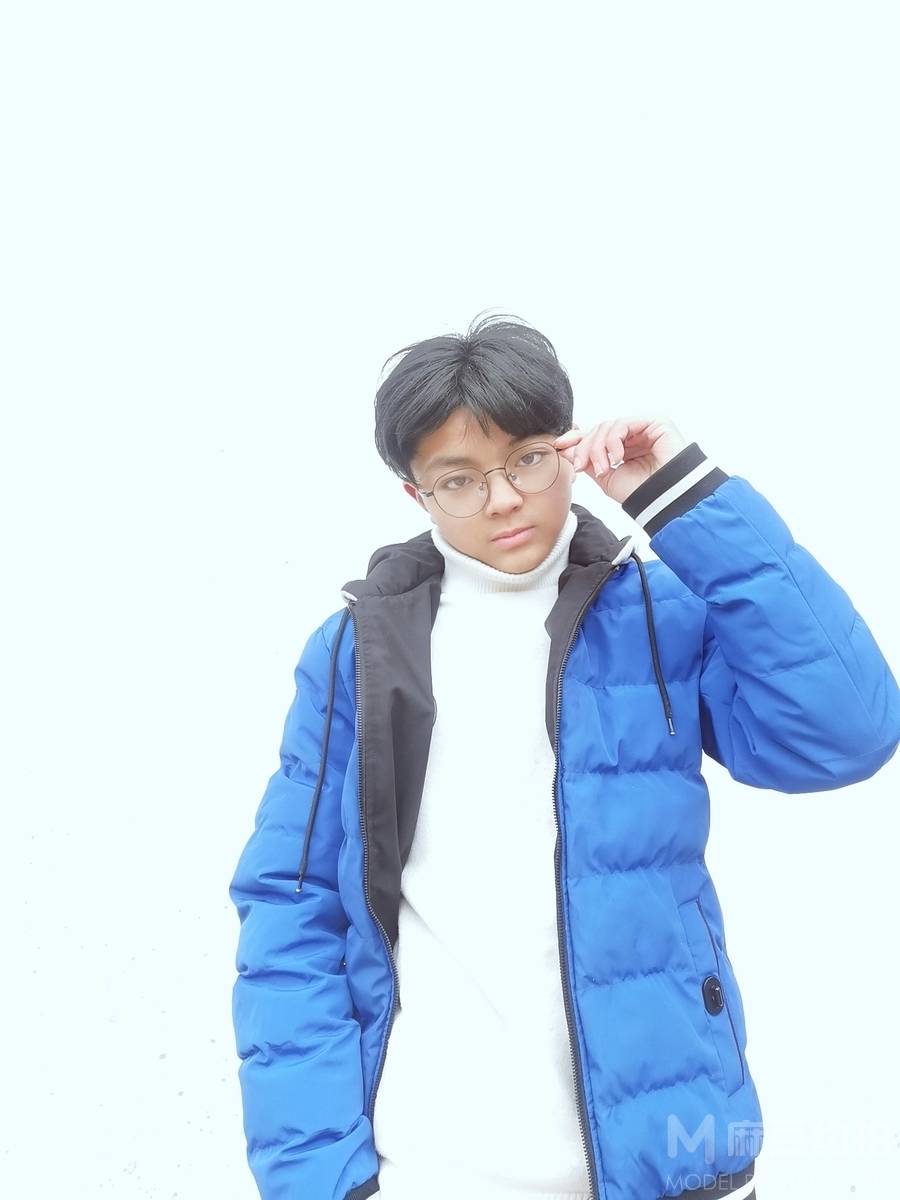 清新模特