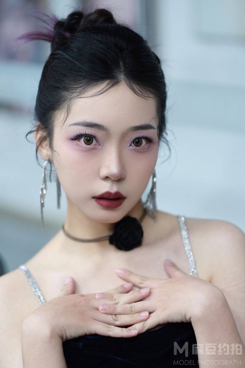 妆容模特