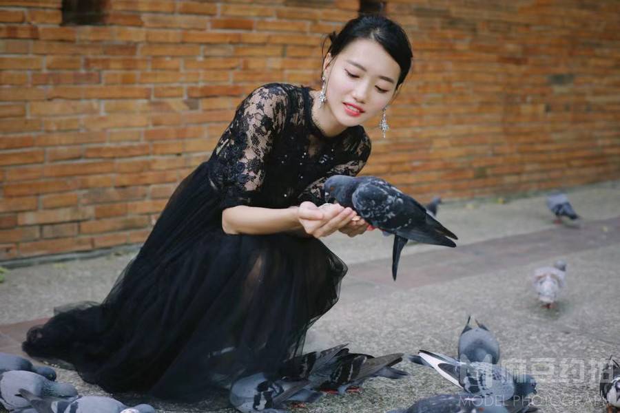 妆容模特