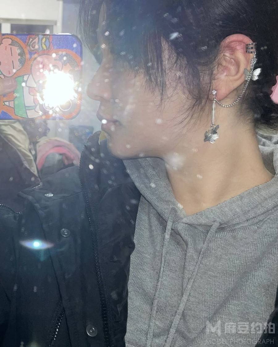妆容模特