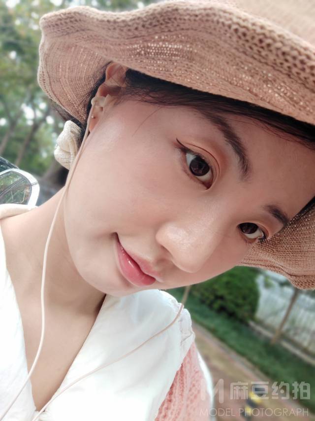 纪实模特