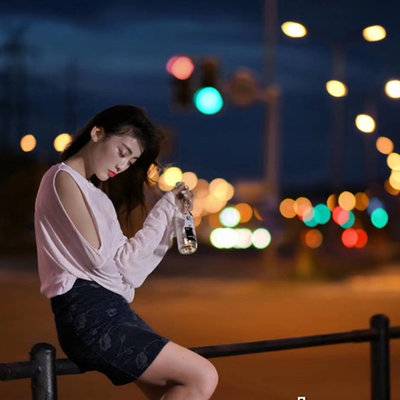 夜景模特