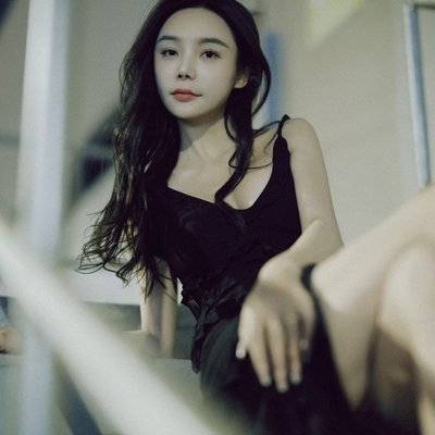 黑白模特