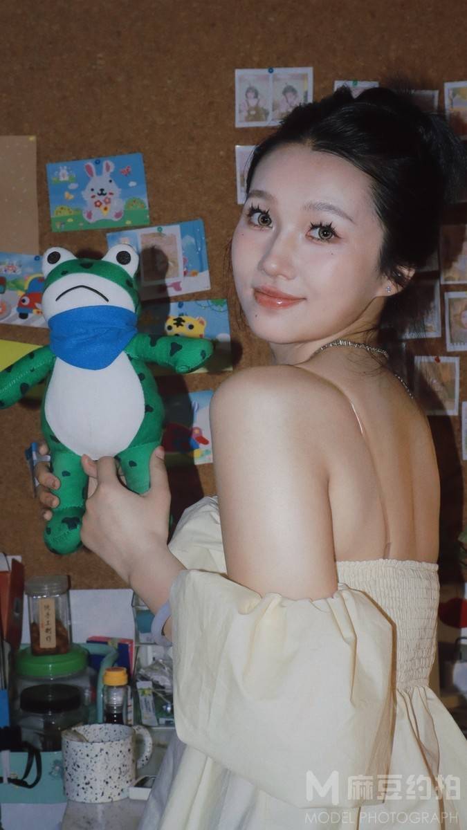 妆容模特