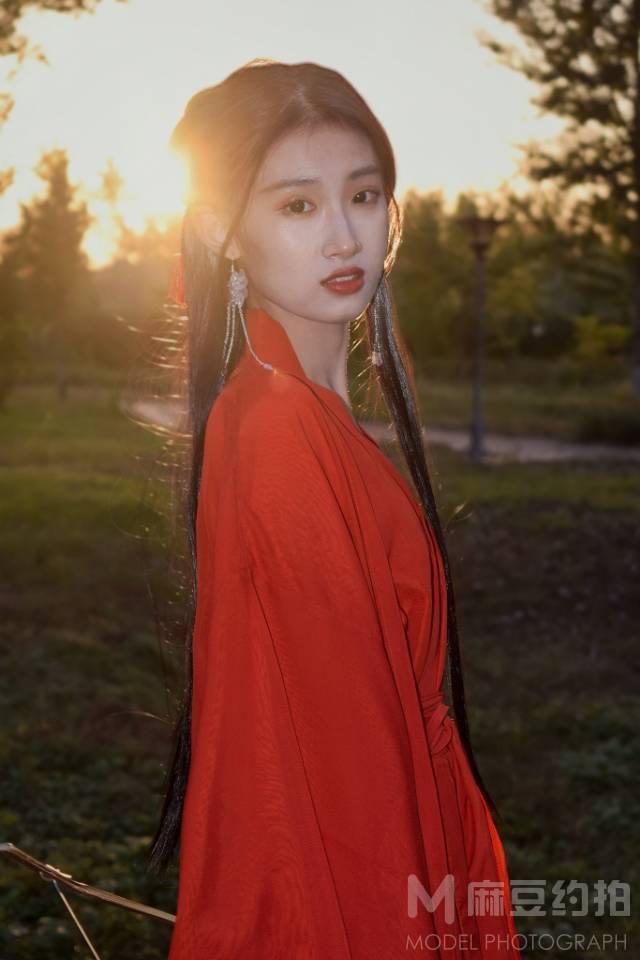 汉服模特