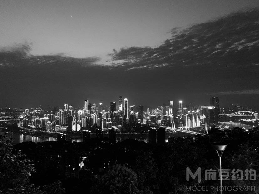 夜景模特